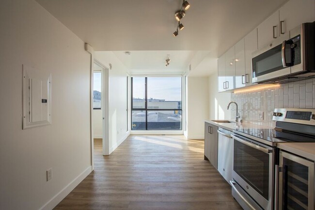 Building Photo - 601 Tennessee St