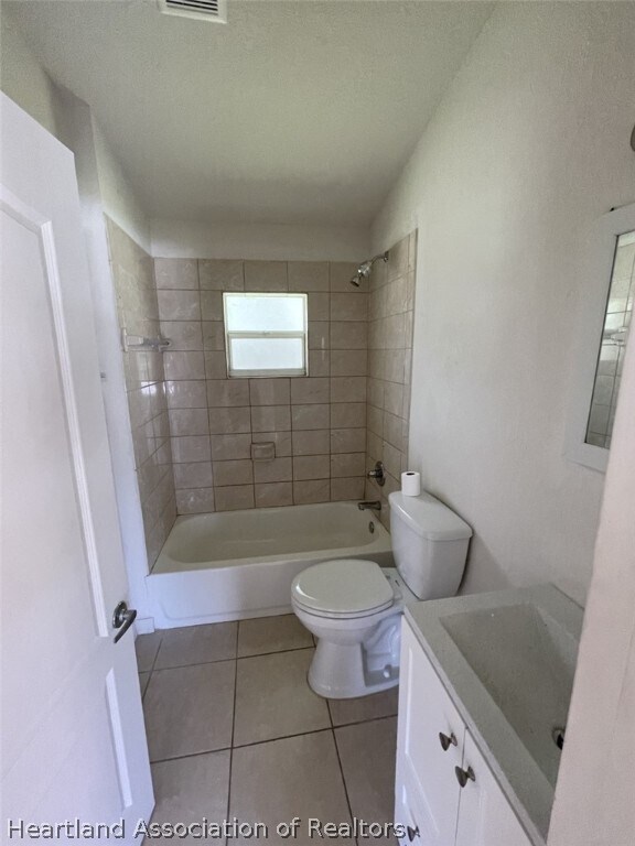 Foto del edificio - 533 Highlands Lake Dr