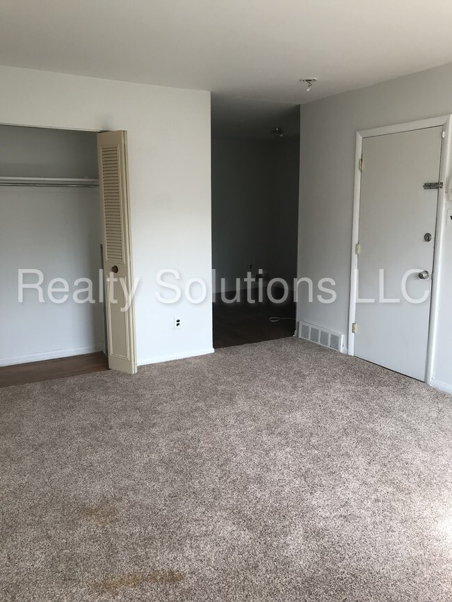 195 Ambler St, Westville, NJ 08093 Room for Rent in Westville, NJ