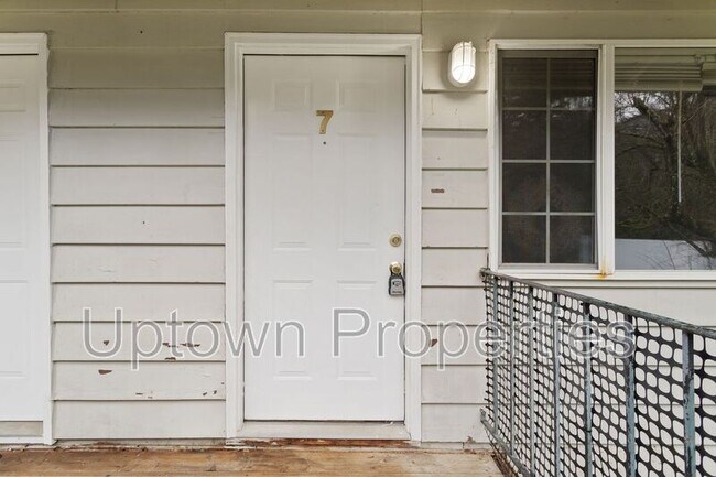 Foto del edificio - 1515 SW Custer Dr