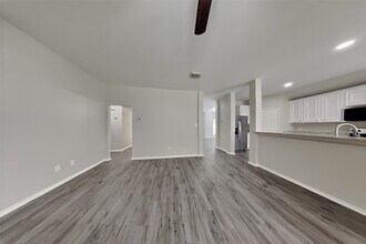 Building Photo - 3707 Cane Lake Dr