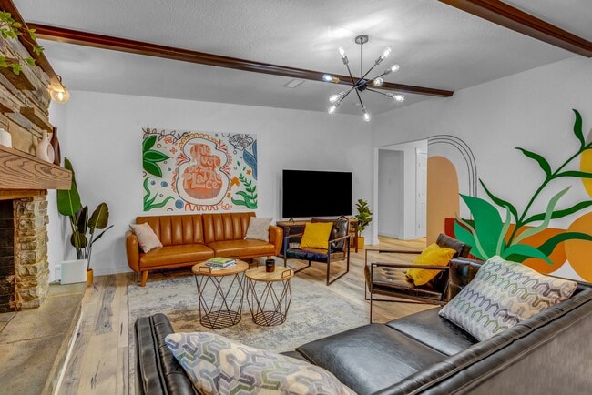 Building Photo - 5918 Lattimer Dr