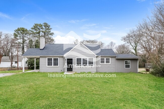 Building Photo - 565 Alamo St