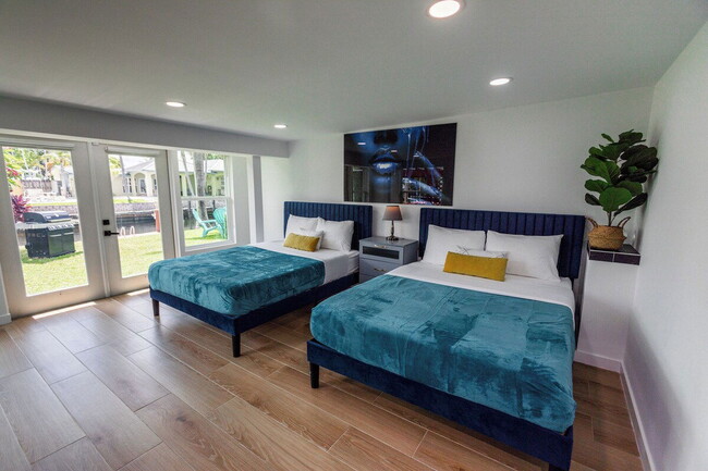 Building Photo - 2655 Key Largo Ln