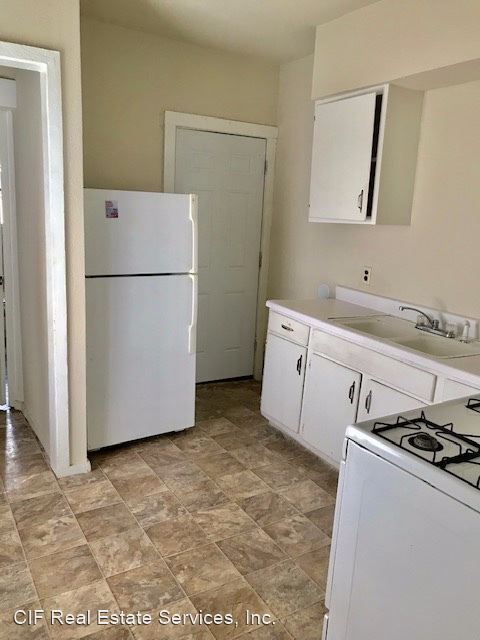 Building Photo - 2 br, 1 bath House - 1212 A Taylor St.