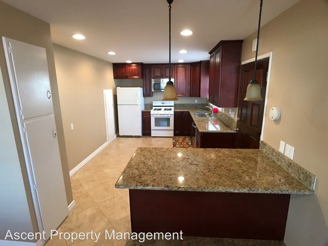 Foto del edificio - 2454 Brant St