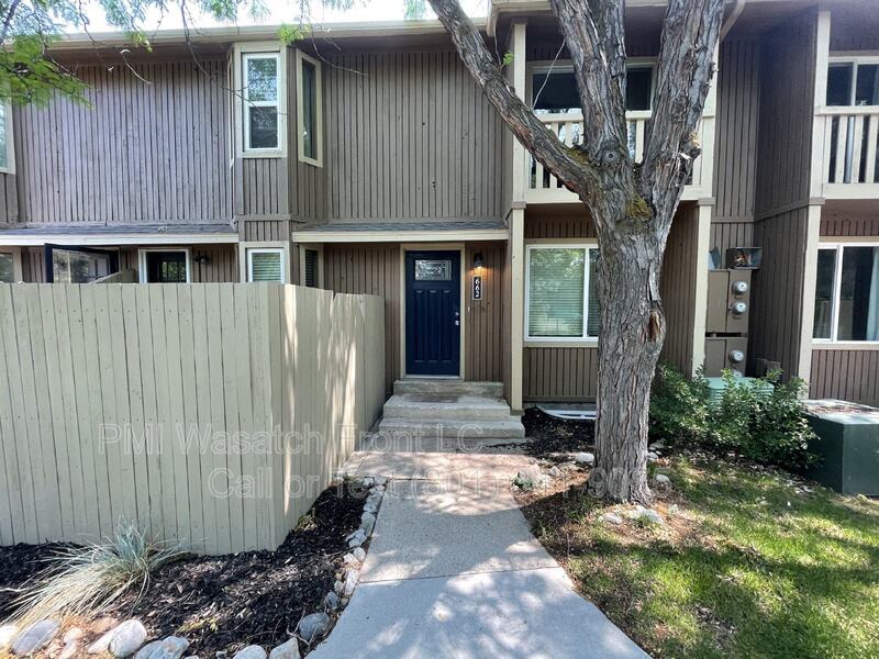 Primary Photo - 662 E Cobblestone Ln