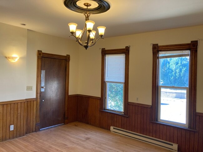 Living Room - 331 14th Ave NE