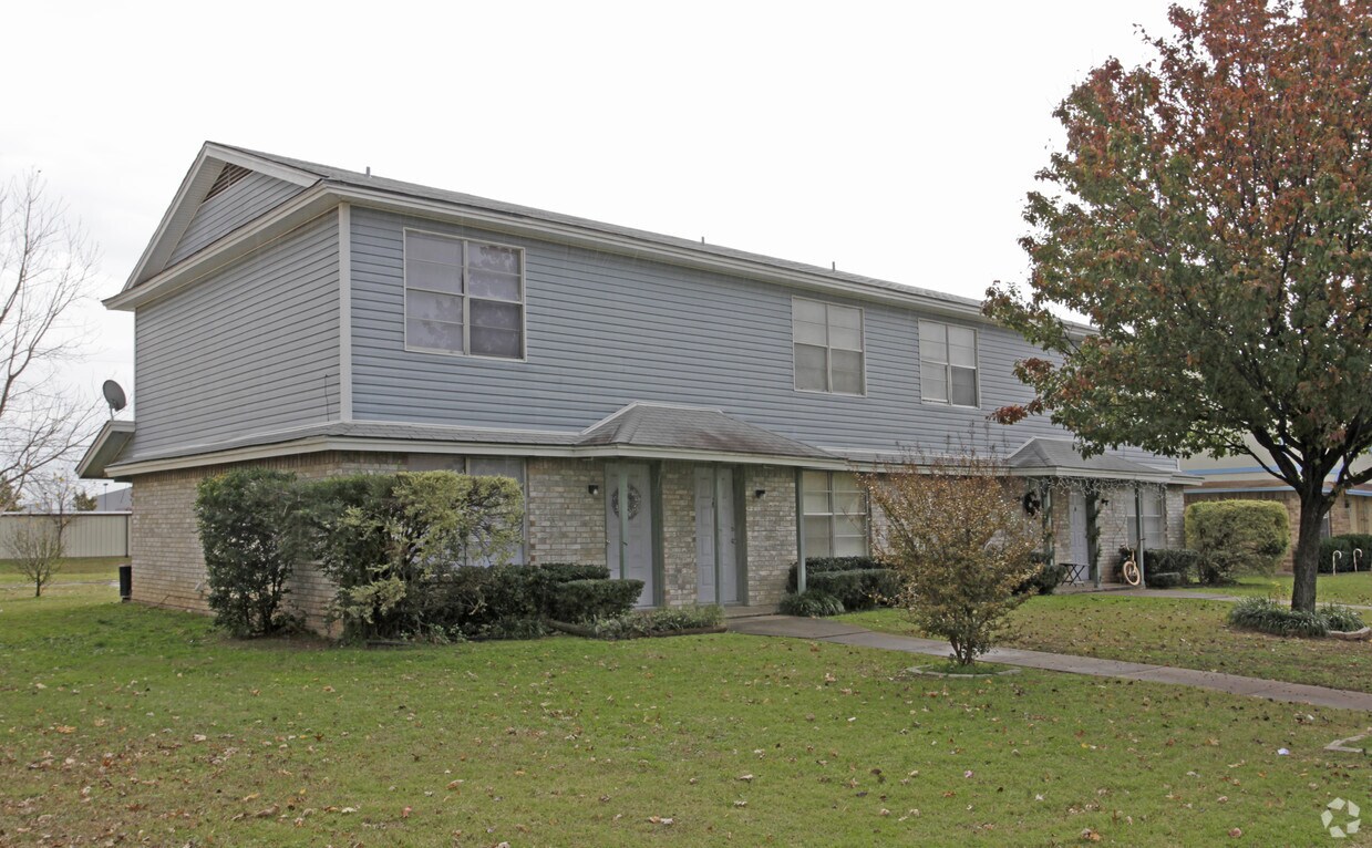 433 SW Thomas St, Burleson, TX 76028 Apartments in Burleson, TX