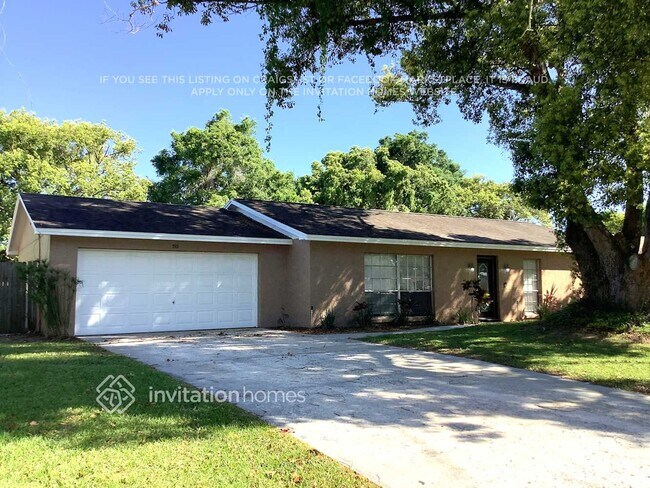 Building Photo - 1513 Highcrest Cir