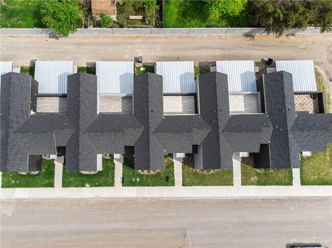 Foto del edificio - 5304 N Crown Point