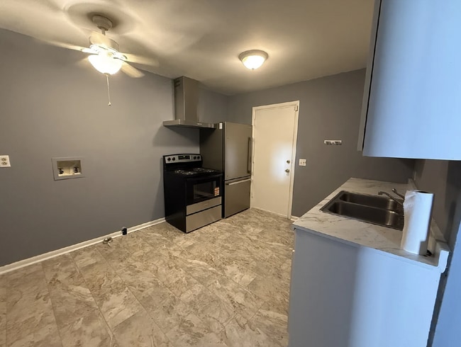 Newly Renovated 2-Bedroom Near Downtown Nashville - Newly Renovated 2-Bedroom Near Downtown Nashville Apartment