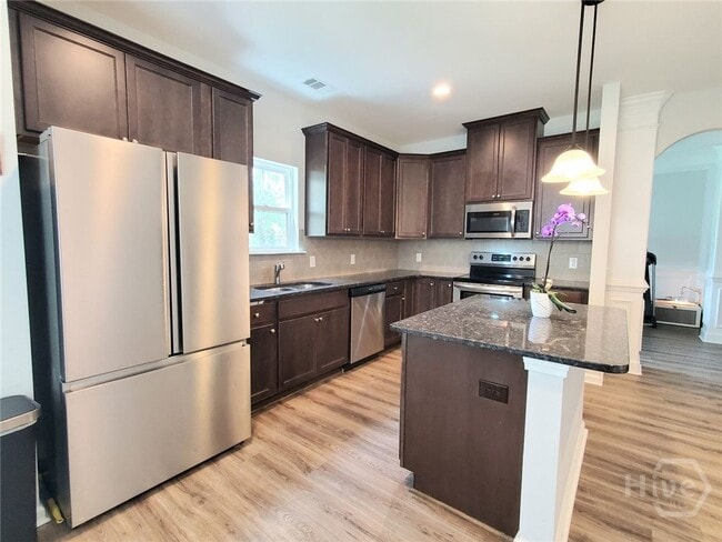 Building Photo - 24 Swallow Tail Cir