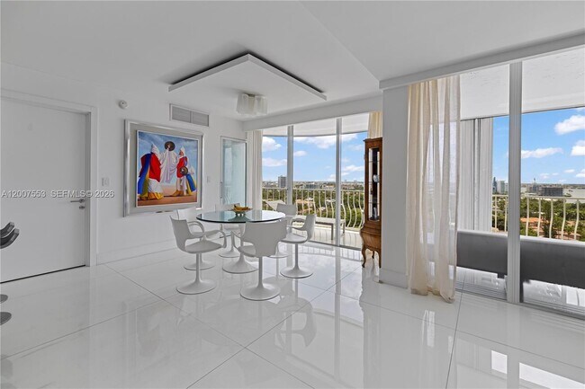 Building Photo - 10155 Collins Ave
