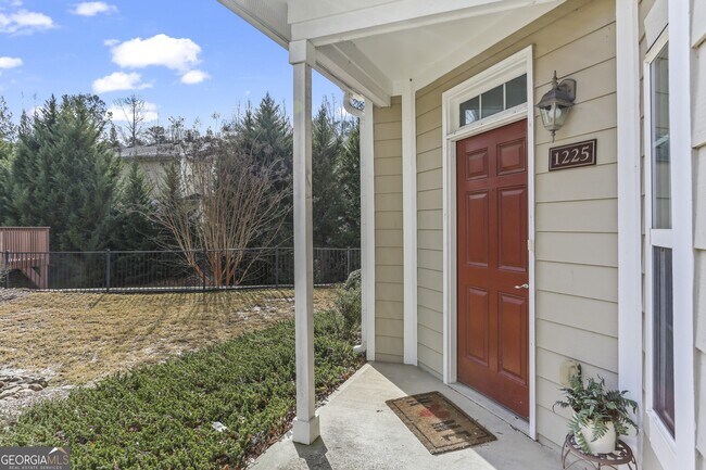 Building Photo - 1225 Gates Mill Dr