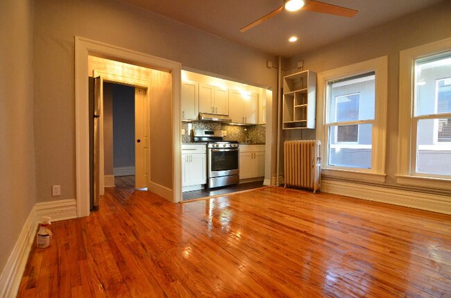 Foto del edificio - 1440 Detroit St