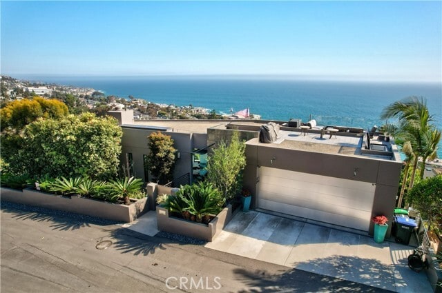 Primary Photo - 31411 Ceanothus Dr