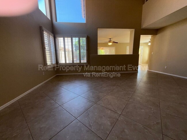 Foto del edificio - 17215 N 46th Pl