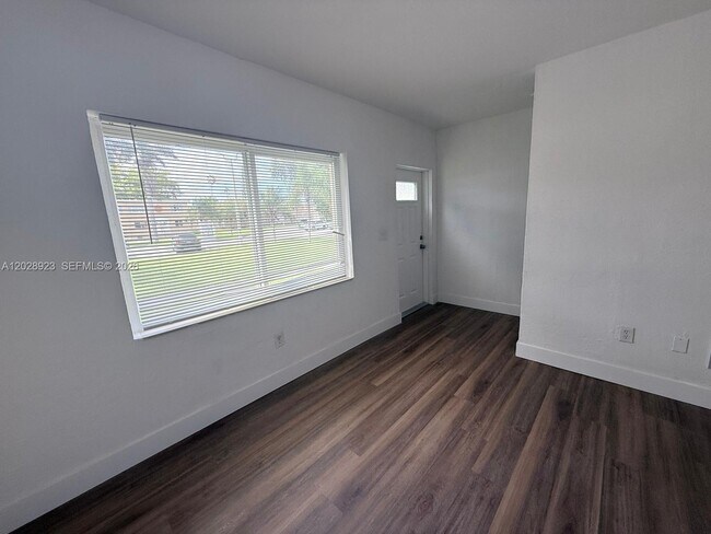 Foto del edificio - 209 NW 84th St