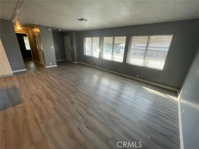 Foto del edificio - 24824 Split Rail Rd