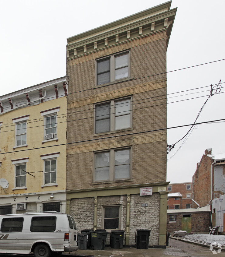 Foto del edificio - 1704 Vine St
