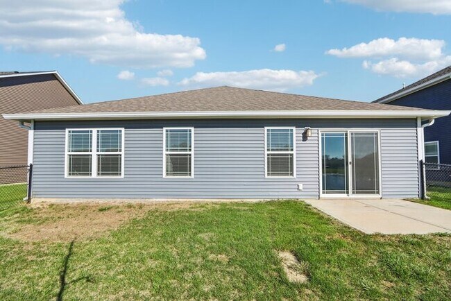 Building Photo - Fantastic 3bd/2ba home! Let yourself in!