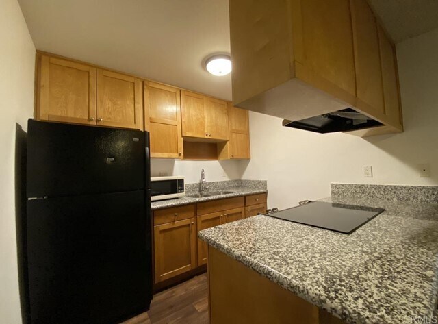 Foto del edificio - 279 Moss St