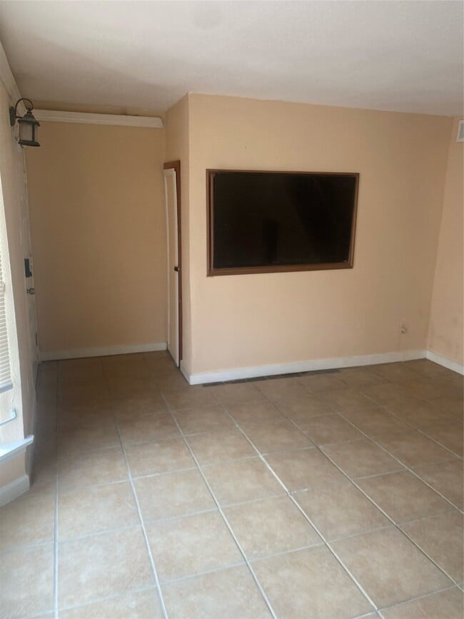 Foto del edificio - 9350 Country Creek St