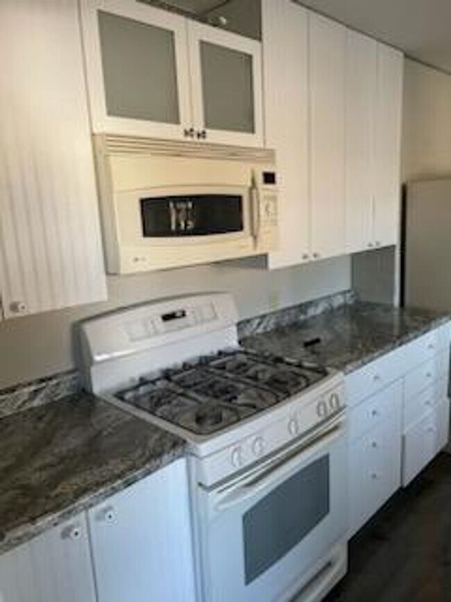 Foto del edificio - Single Family Home for Rent in Gilbert, MN
