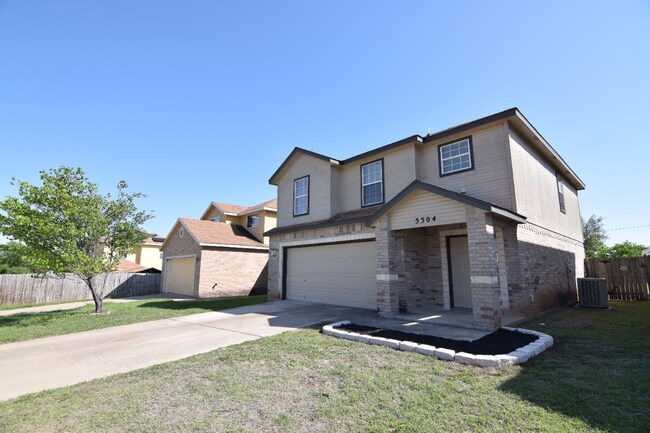 Building Photo - 3304 Regency Ct