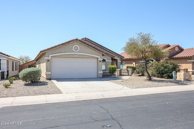 Building Photo - 25753 W Kendall St
