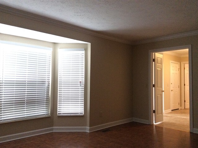 Building Photo - 8450 Harrison Parkway