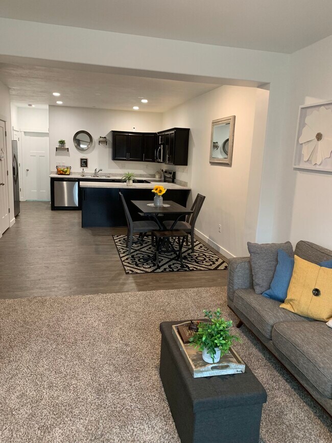 736 E 380 N, Orem, UT 84059 Townhome Rentals in Orem UT