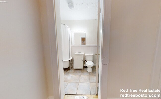 Building Photo - 11 Barrows St