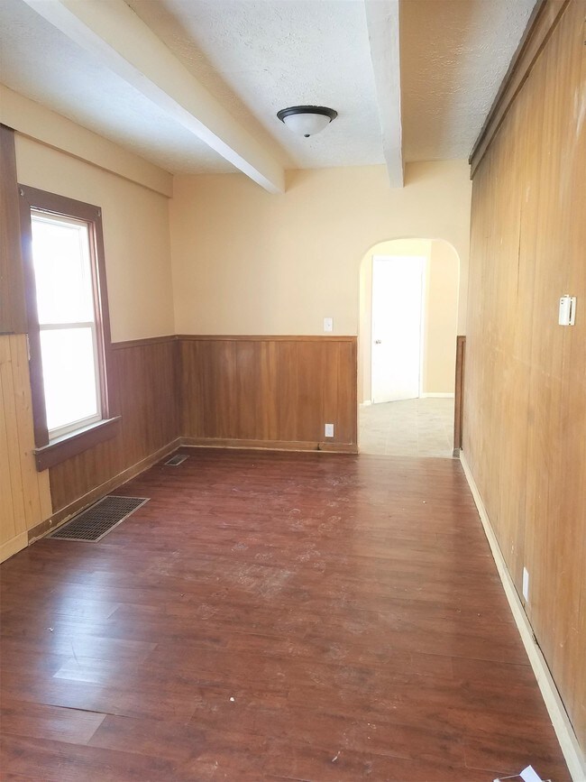 3515 Jaynes St, Omaha, NE 68111 House for Rent in Omaha, NE