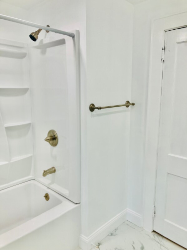 Foto del edificio - 252 Oronoque Rd