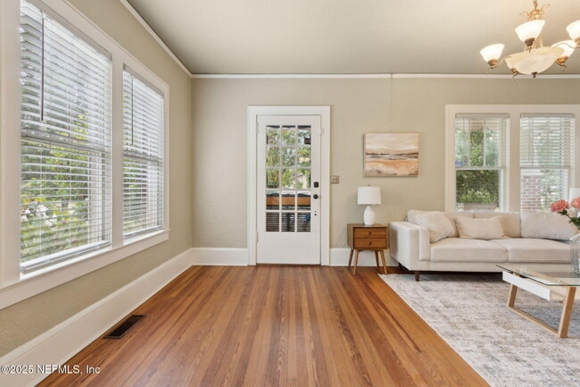 Building Photo - 3655 Walsh St