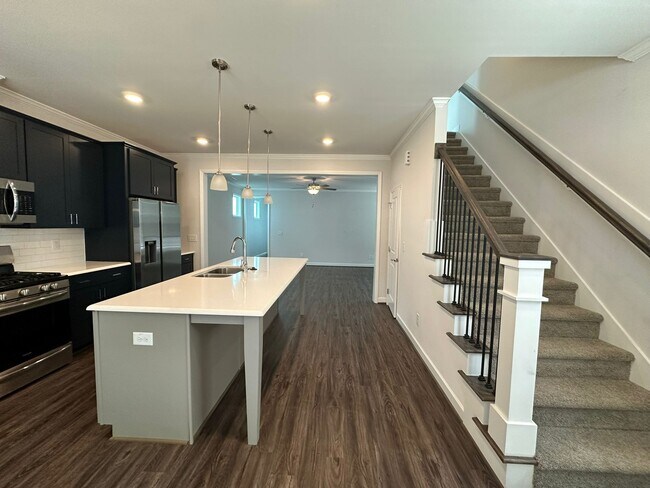 Foto del edificio - 1013 Dashwood Dr