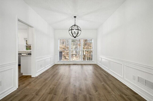 Foto del edificio - 10895 Glenbarr Dr