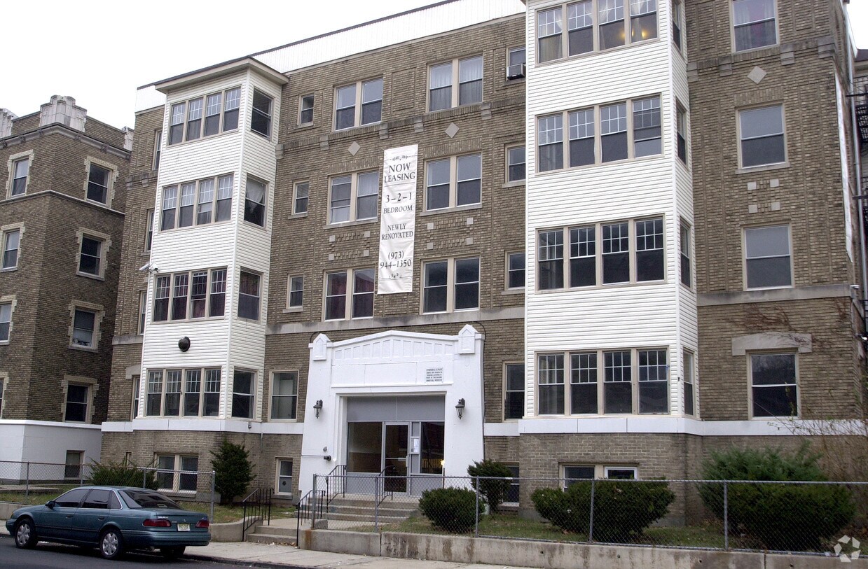 Foto principal - 57-73 S Walnut St