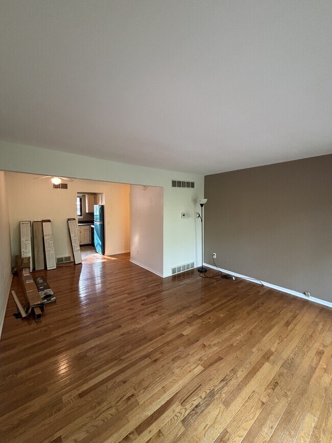 Foto del edificio - 1752 Maple Ridge Rd