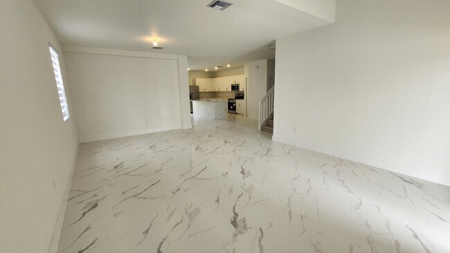 Foto del edificio - 2470 SE 23rd Ter