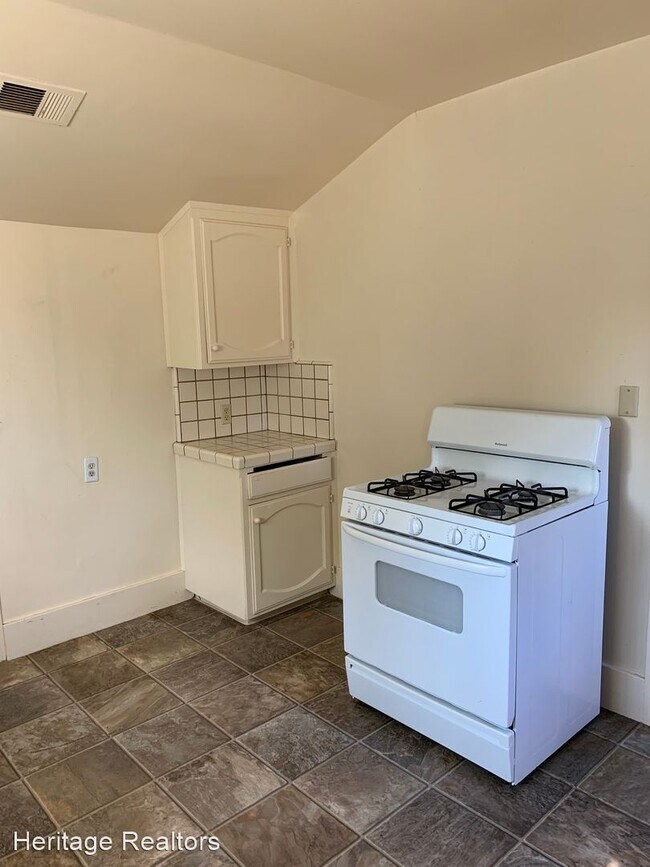 Foto del edificio - 3 br, 1 bath House - 116 E Malone St