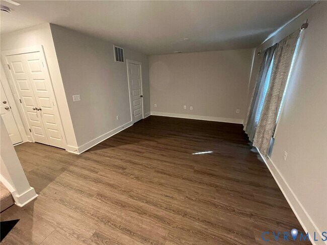 Foto del edificio - 10199 Blue Wing Ln