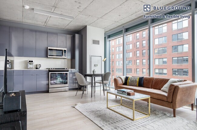 Foto del edificio - 311 W Illinois St