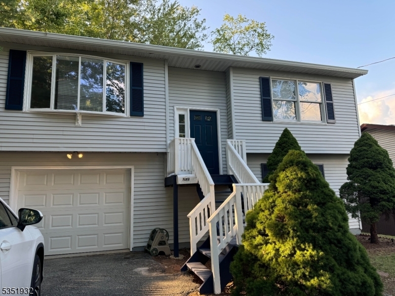 Foto principal - 589 Lake Shore Dr