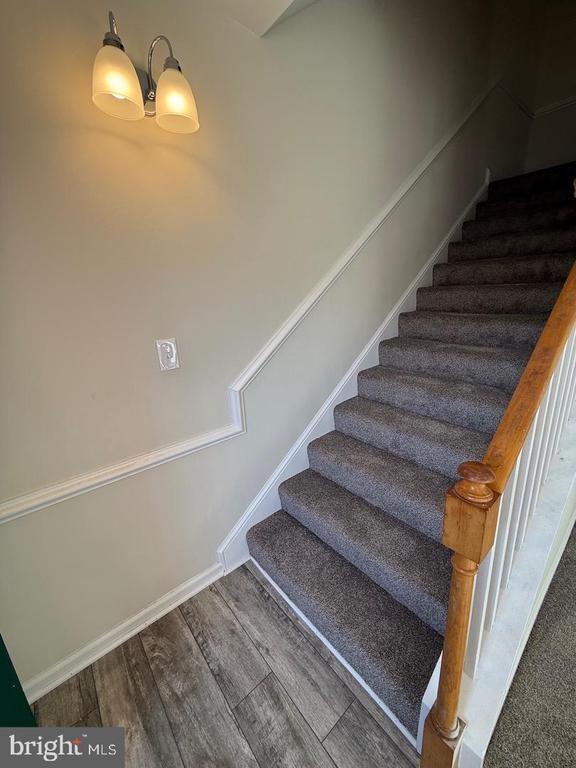 Foto del edificio - 230 Overlook Ct