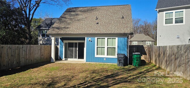 Foto del edificio - 3912 Ironwood St