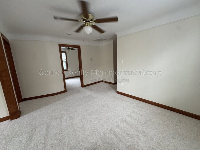 Foto del edificio - 2451 10th St