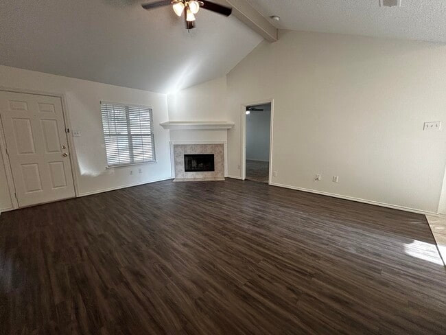 Foto del edificio - 8108 Sherman Ave